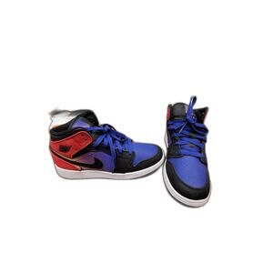 Air Jordan 1 Mid 'Skyline' Size 3Y